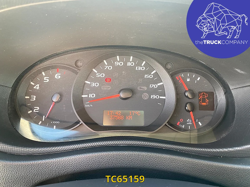 Furgón Renault Master 2.3 DCI L2H2: foto 6
