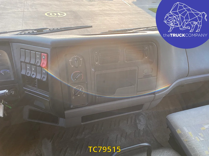 Renault Midlum 270 - Camión lona: foto 4 Renault Midlum 270 - Camión lona: foto 4