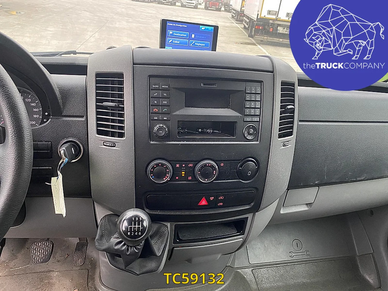Furgón Volkswagen Crafter: foto 9
