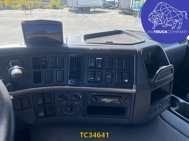 Camión frigorífico Volvo FM 330: foto 6
