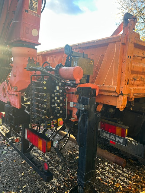 MAN 19 293 4x4 Kran Atlas 85.1 A2 - Camión volquete: foto 3 MAN 19 293 4x4 Kran Atlas 85.1 A2 - Camión volquete: foto 3