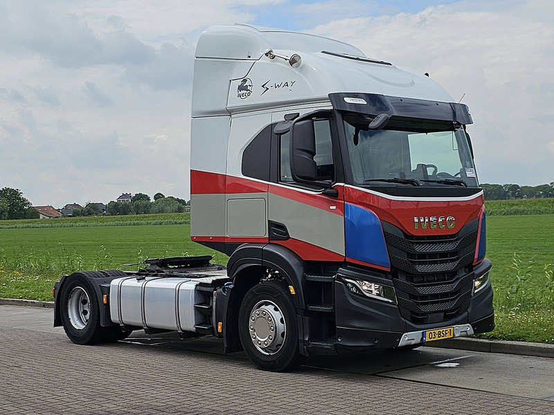 Iveco S-WAY AT440S36 2X TANK NL-TRUCK - Cabeza tractora: foto 5 Iveco S-WAY AT440S36 2X TANK NL-TRUCK - Cabeza tractora: foto 5