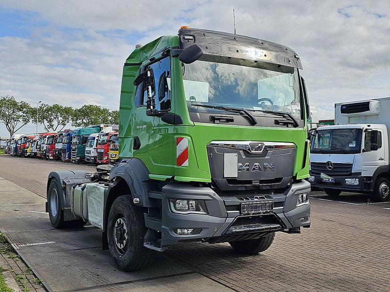 MAN 18.480 TGS 4X4H LEICHT UNFALL - Cabeza tractora: foto 5 MAN 18.480 TGS 4X4H LEICHT UNFALL - Cabeza tractora: foto 5