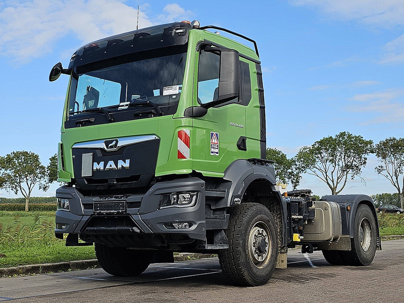 MAN 18.480 TGS 4X4H LEICHT UNFALL - Cabeza tractora: foto 1 MAN 18.480 TGS 4X4H LEICHT UNFALL - Cabeza tractora: foto 1