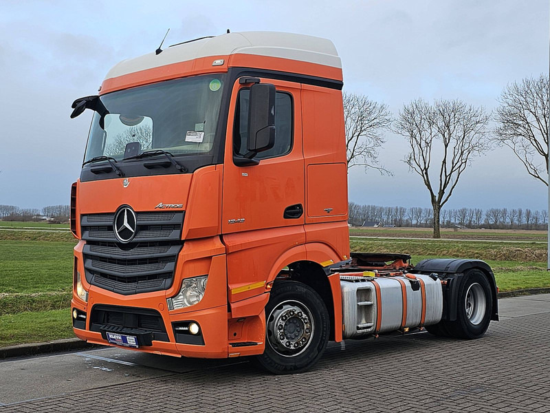 Mercedes-Benz ACTROS 1843 LS - Cabeza tractora: foto 2 Mercedes-Benz ACTROS 1843 LS - Cabeza tractora: foto 2