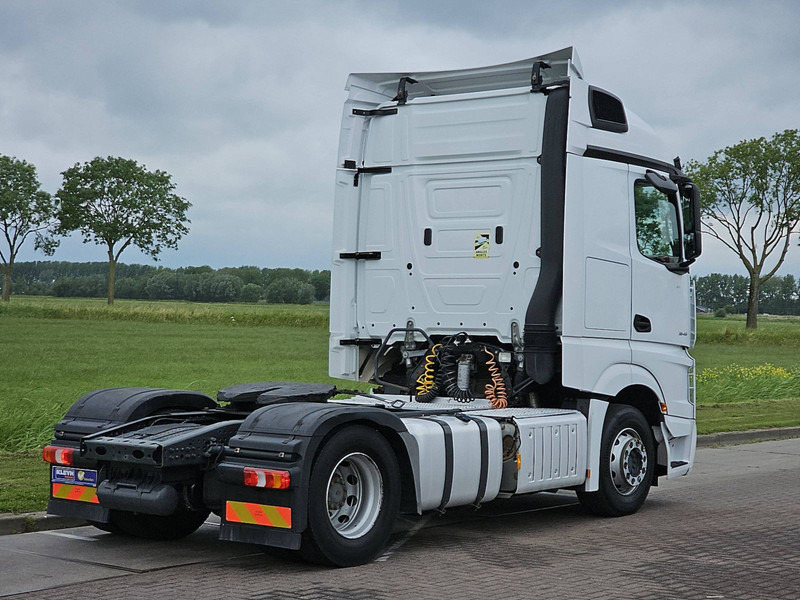Mercedes-Benz ACTROS 1845 LS - Cabeza tractora: foto 3 Mercedes-Benz ACTROS 1845 LS - Cabeza tractora: foto 3