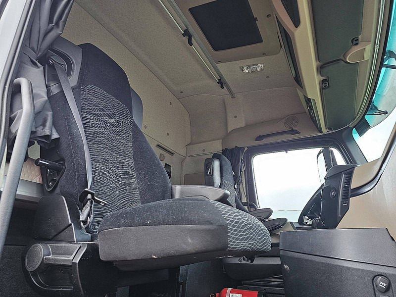 Cabeza tractora Mercedes-Benz ACTROS 1845 LS Tipper hydr: foto 7