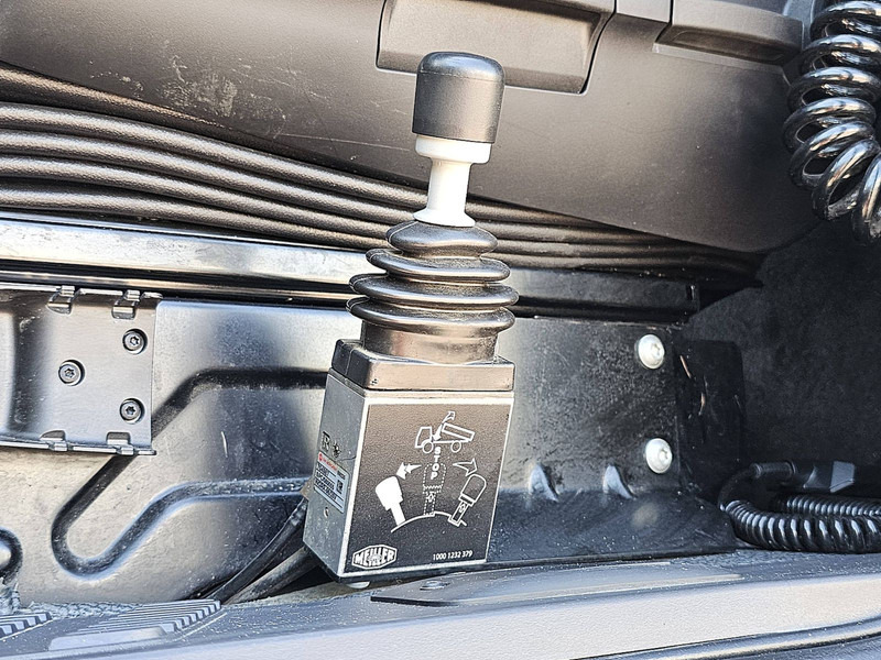 Cabeza tractora Mercedes-Benz ACTROS 1846 4X4 HAD PTO+HYDR.: foto 19