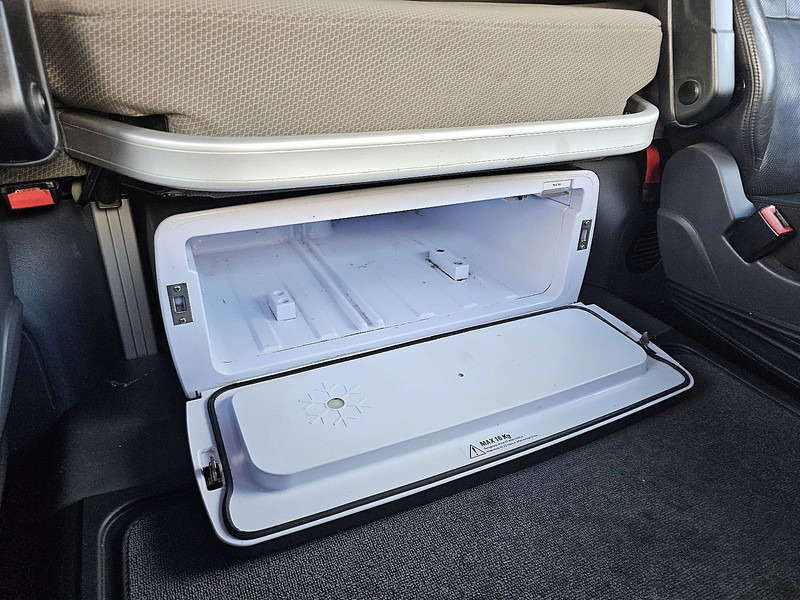 Cabeza tractora Scania R490: foto 14