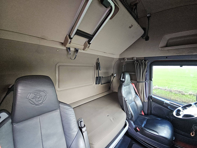 Cabeza tractora Scania R490: foto 15