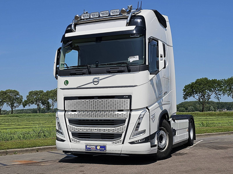 Volvo FH 460 XL LED LEATHER I-P-C - Cabeza tractora: foto 1 Volvo FH 460 XL LED LEATHER I-P-C - Cabeza tractora: foto 1