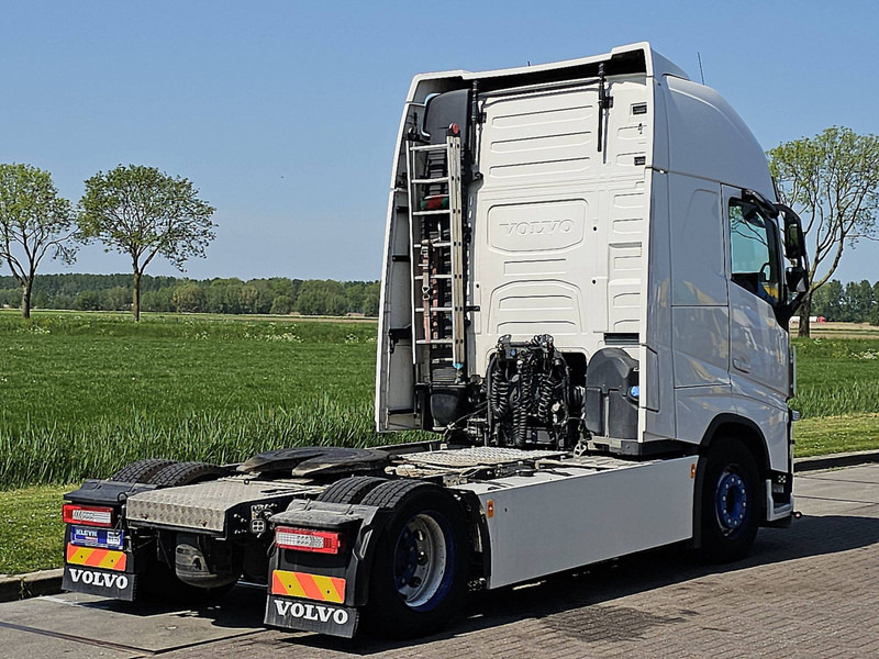 Volvo FH 500 XL 2X TANK SKIRTS - Cabeza tractora: foto 3 Volvo FH 500 XL 2X TANK SKIRTS - Cabeza tractora: foto 3