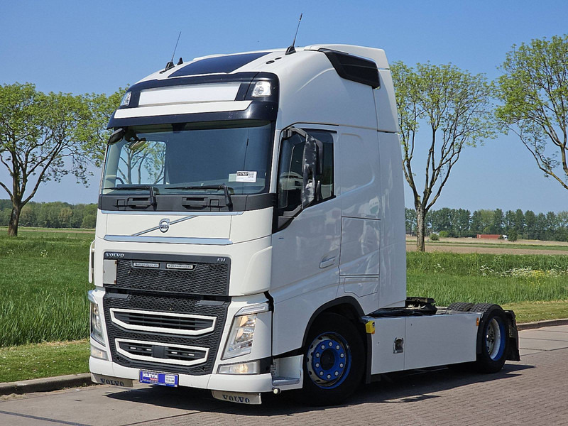 Volvo FH 500 XL 2X TANK SKIRTS - Cabeza tractora: foto 2 Volvo FH 500 XL 2X TANK SKIRTS - Cabeza tractora: foto 2