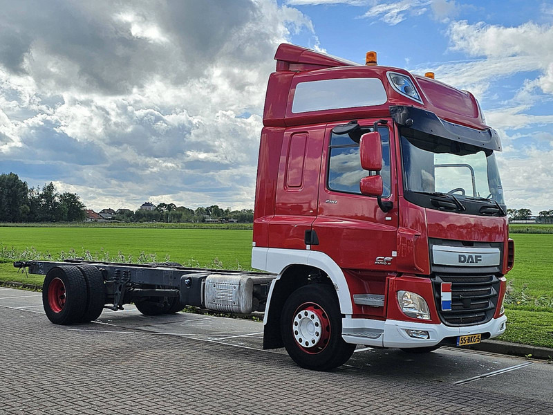DAF CF 290 SPACECAB WB 570 - Camión chasis: foto 5 DAF CF 290 SPACECAB WB 570 - Camión chasis: foto 5