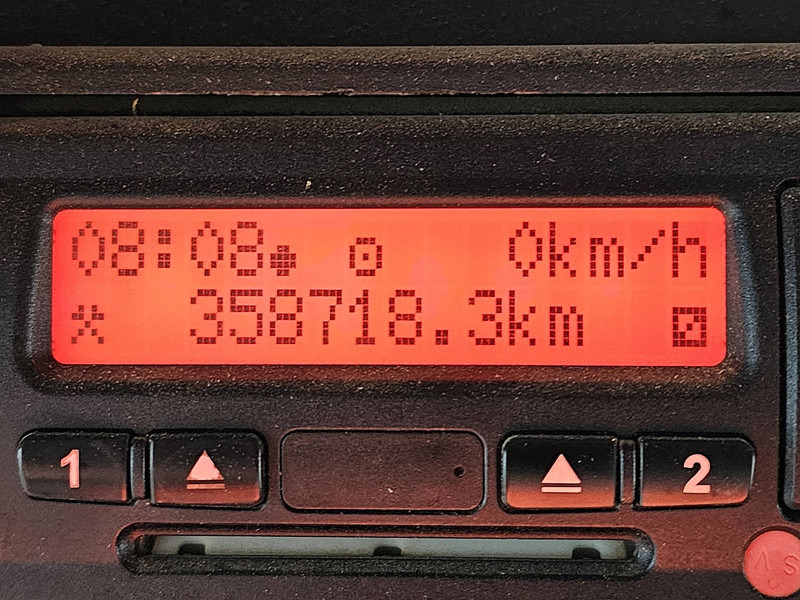 Camión multibasculante DAF CF 85.360 6X2 FAS E5 359DKM: foto 9 Camión multibasculante DAF CF 85.360 6X2 FAS E5 359DKM: foto 9