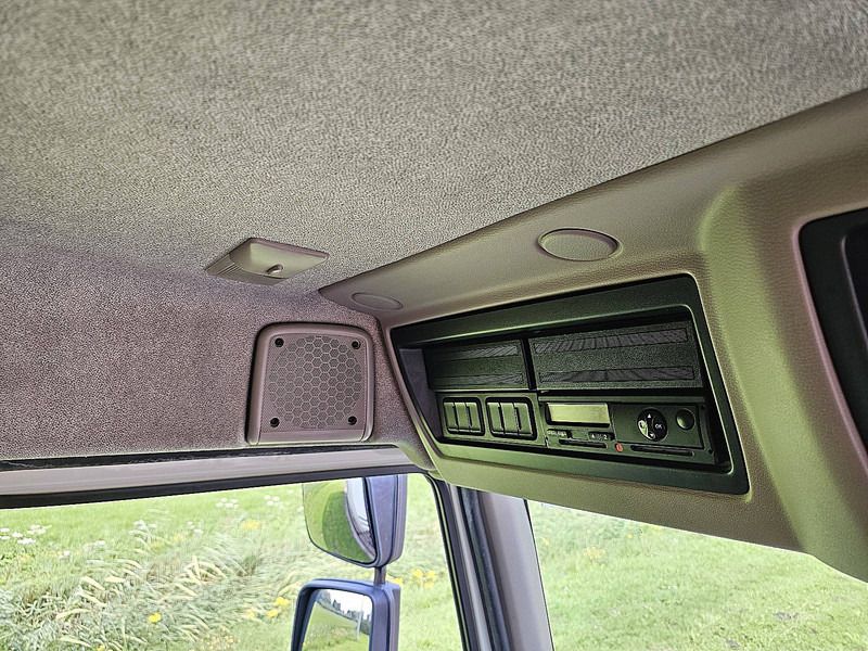 Camión lona DAF LF 210 11.9T LIFT AIRCO: foto 10