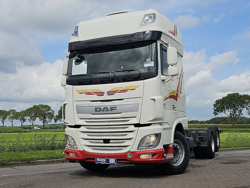DAF XF 460 intarder - Camión chasis: foto 1 DAF XF 460 intarder - Camión chasis: foto 1