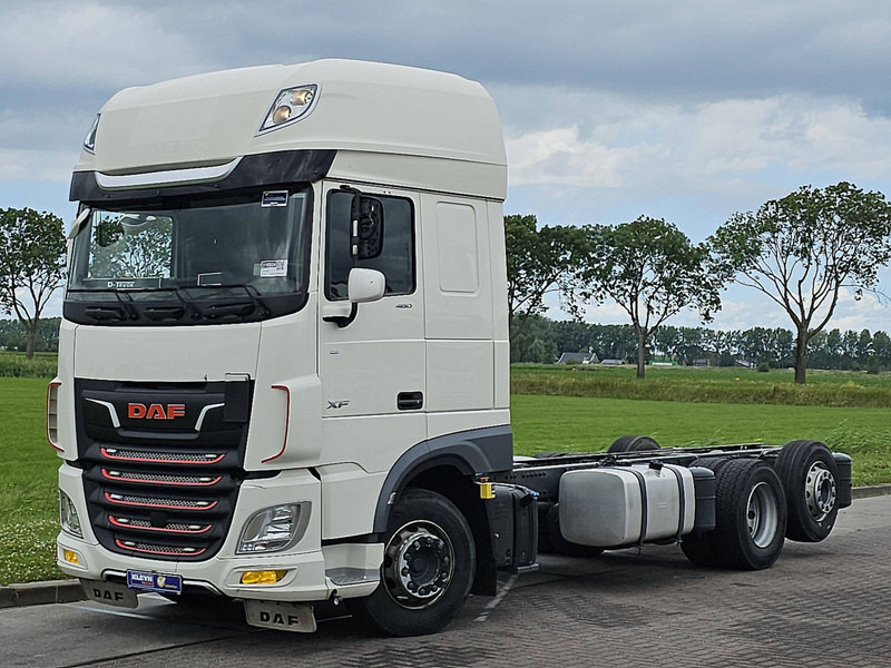 DAF XF 480 - Camión chasis: foto 2 DAF XF 480 - Camión chasis: foto 2