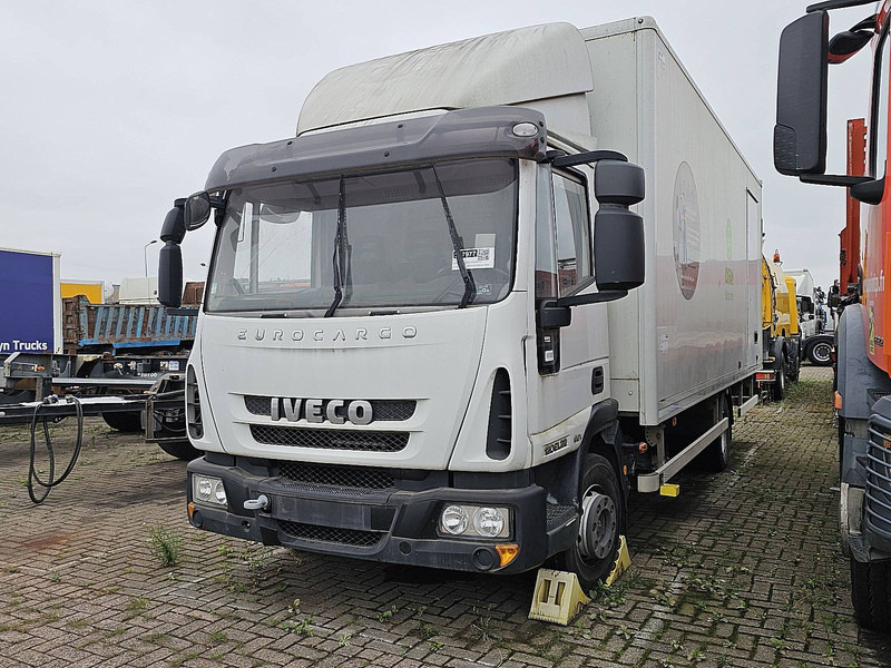 Iveco 120E22 EUROCARGO EEV ENGINE BROKEN - Camión caja cerrada: foto 2 Iveco 120E22 EUROCARGO EEV ENGINE BROKEN - Camión caja cerrada: foto 2