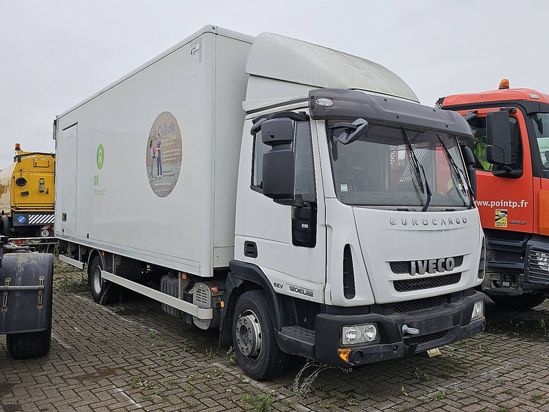 Iveco 120E22 EUROCARGO EEV ENGINE BROKEN - Camión caja cerrada: foto 5 Iveco 120E22 EUROCARGO EEV ENGINE BROKEN - Camión caja cerrada: foto 5