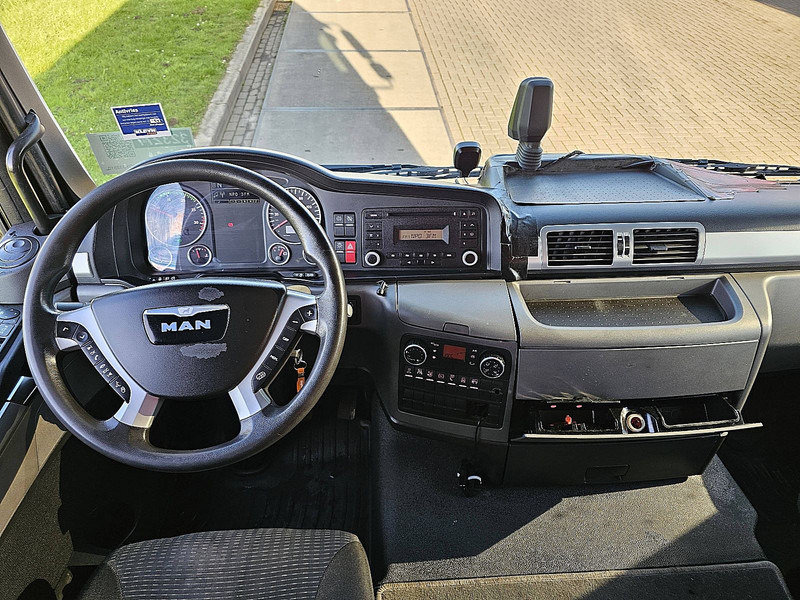 Camión caja cerrada MAN 12.220 TGL LX NL-TRUCK AIRCO: foto 8 Camión caja cerrada MAN 12.220 TGL LX NL-TRUCK AIRCO: foto 8