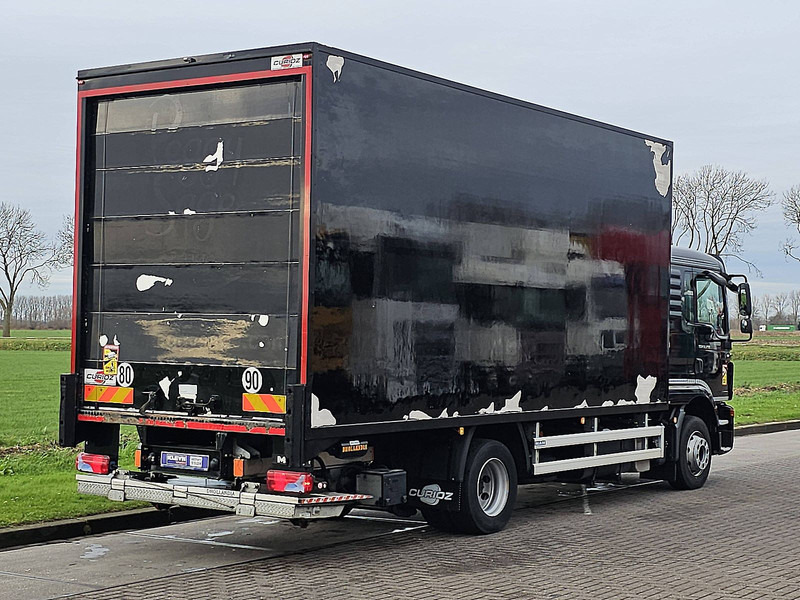 MAN 12.290 TGM 1 BED LIFT 54 TKM - Camión caja cerrada: foto 3 MAN 12.290 TGM 1 BED LIFT 54 TKM - Camión caja cerrada: foto 3