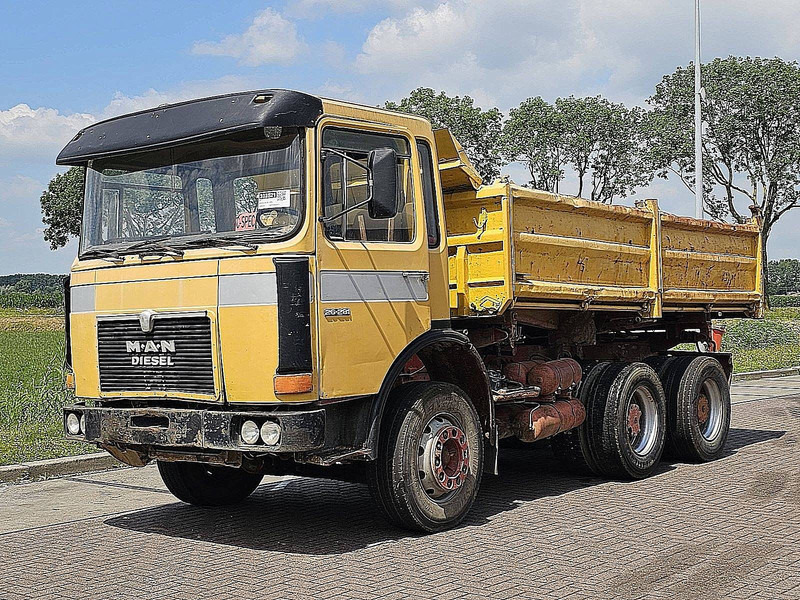 MAN 26.281 DFK 6X4 FULL STEEL - Camión volquete: foto 2 MAN 26.281 DFK 6X4 FULL STEEL - Camión volquete: foto 2