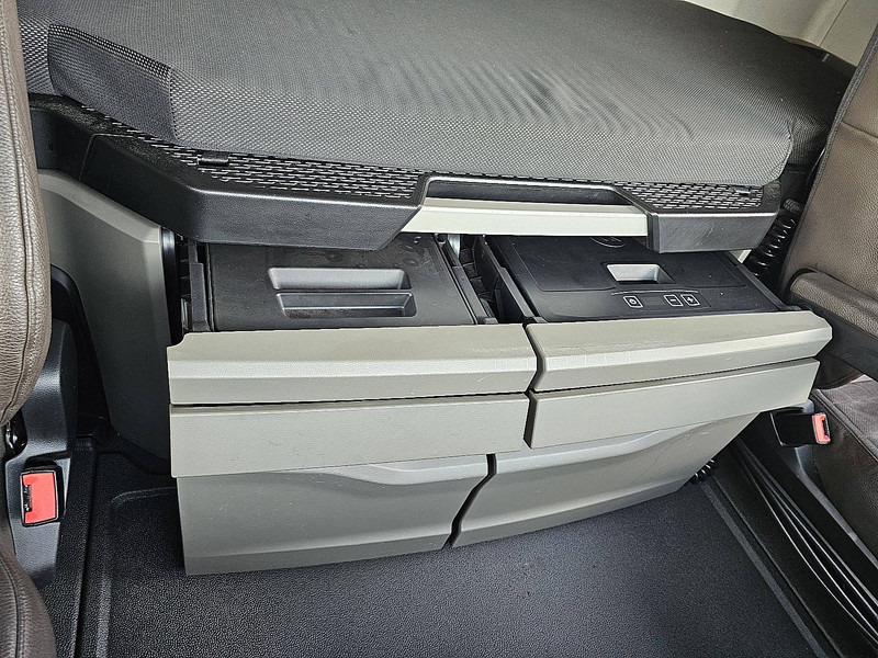 Leasing para MAN 26.510 TGX GX 6X2 INTARDER MAN 26.510 TGX GX 6X2 INTARDER: foto 11 Leasing para MAN 26.510 TGX GX 6X2 INTARDER MAN 26.510 TGX GX 6X2 INTARDER: foto 11