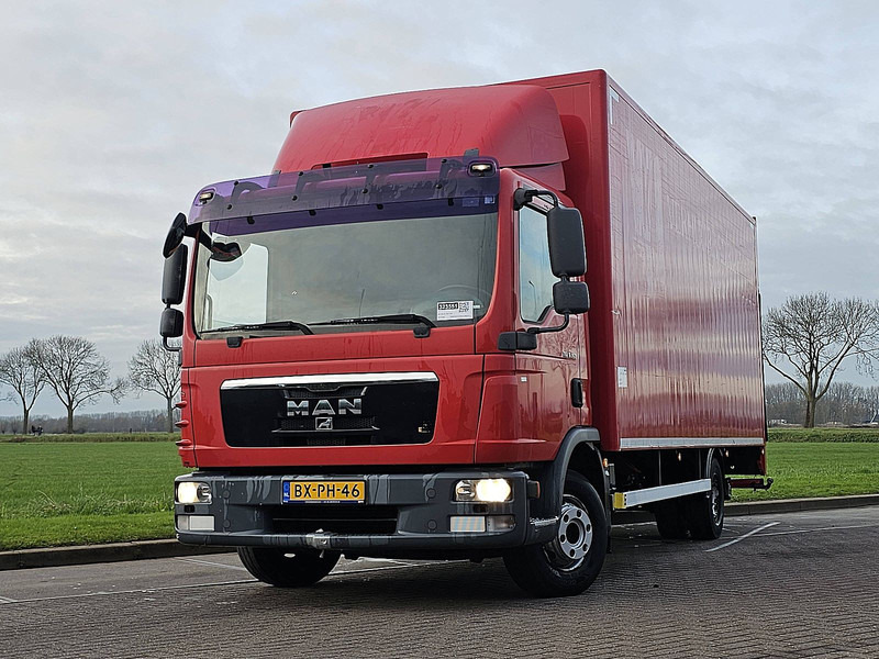 MAN 8.150 TGL - Camión caja cerrada: foto 1 MAN 8.150 TGL - Camión caja cerrada: foto 1