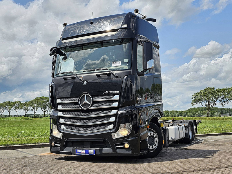 Mercedes-Benz ACTROS 2540 GIGASPACE 6X2 - Camión portacontenedore/ Intercambiable: foto 1 Mercedes-Benz ACTROS 2540 GIGASPACE 6X2 - Camión portacontenedore/ Intercambiable: foto 1