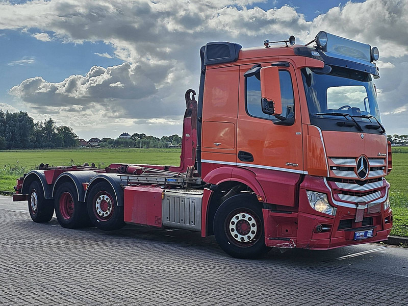 Mercedes-Benz ACTROS 3251 8X2 HIAB HOOKLIFT - Camión multibasculante: foto 5 Mercedes-Benz ACTROS 3251 8X2 HIAB HOOKLIFT - Camión multibasculante: foto 5