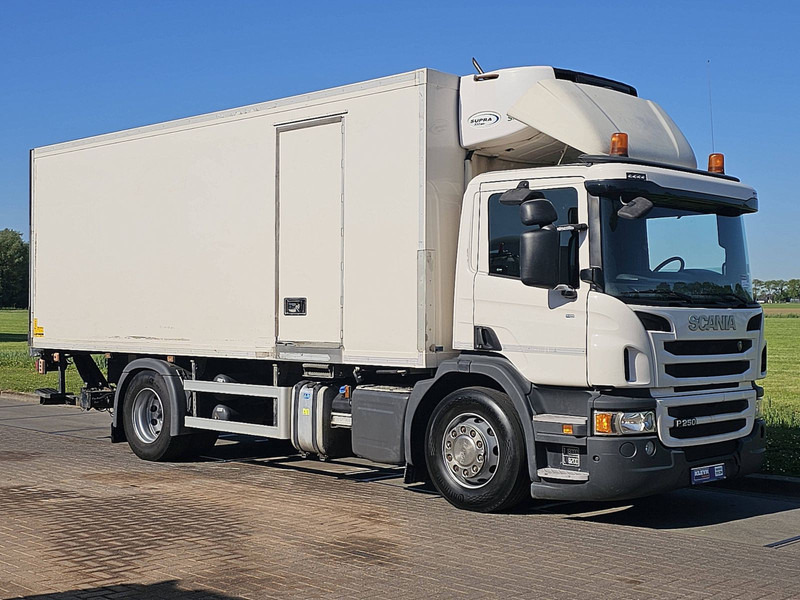 Scania P250 286 tkm - Camión frigorífico: foto 5 Scania P250 286 tkm - Camión frigorífico: foto 5