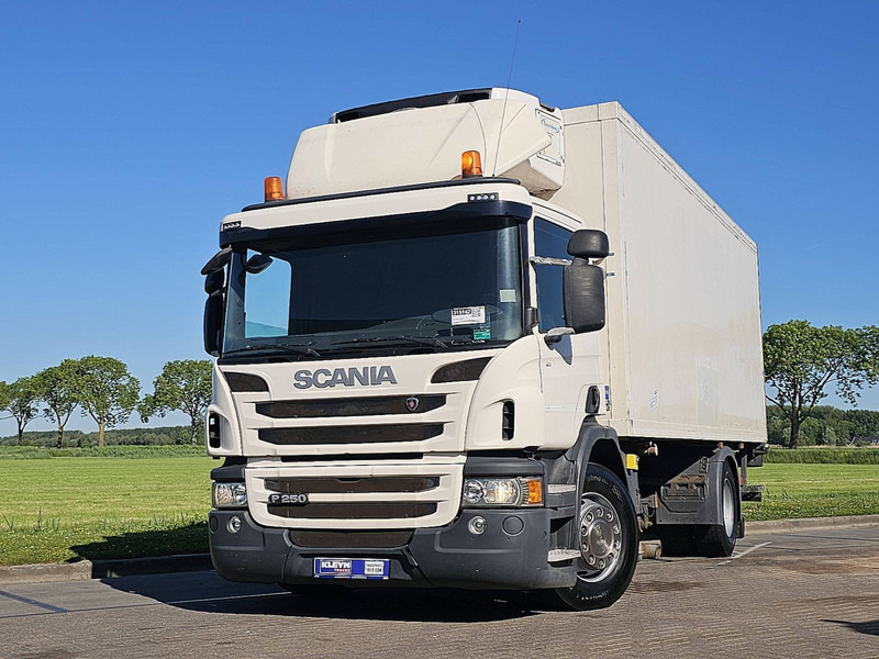Scania P250 CARRIER LIFT 286TKM - Camión frigorífico: foto 1 Scania P250 CARRIER LIFT 286TKM - Camión frigorífico: foto 1