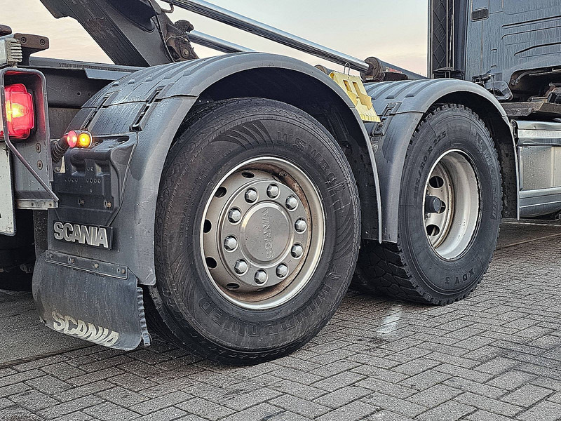 Camión multibasculante Scania R520 V8 6X2*4 MAN. RET.: foto 18
