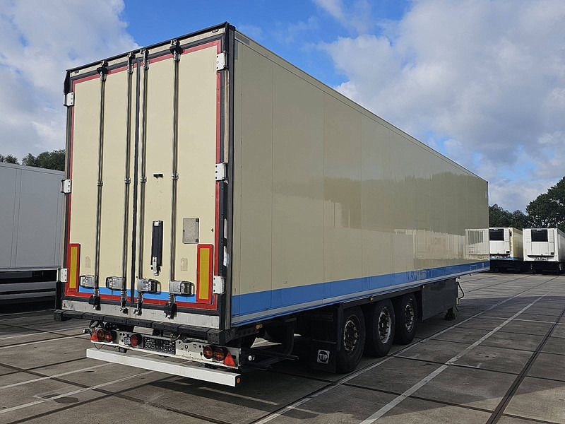 Schmitz Cargobull SKO 24 EURO MEATRAIL - Semirremolque frigorífico: foto 2 Schmitz Cargobull SKO 24 EURO MEATRAIL - Semirremolque frigorífico: foto 2