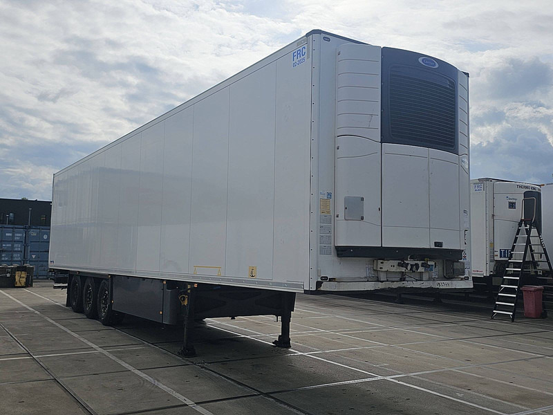 Schmitz Cargobull SKO 24 EURO MEATRAIL - Semirremolque frigorífico: foto 3 Schmitz Cargobull SKO 24 EURO MEATRAIL - Semirremolque frigorífico: foto 3