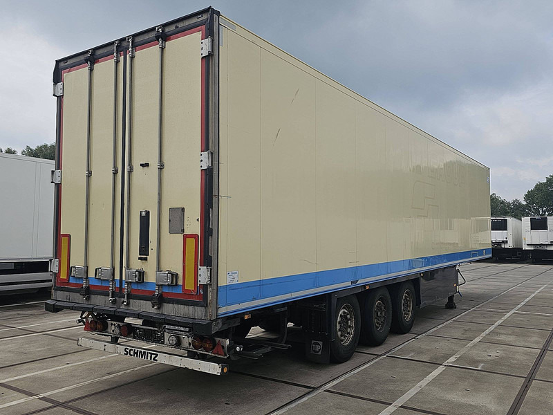 Schmitz Cargobull SKO 24 EURO MEATRAIL bi-temp - Semirremolque frigorífico: foto 2 Schmitz Cargobull SKO 24 EURO MEATRAIL bi-temp - Semirremolque frigorífico: foto 2