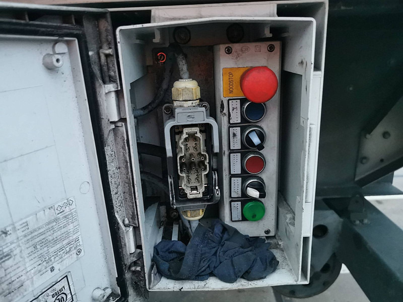 Semirremolque frigorífico Van Eck U T-2 I chainsystem: foto 8 Semirremolque frigorífico Van Eck U T-2 I chainsystem: foto 8