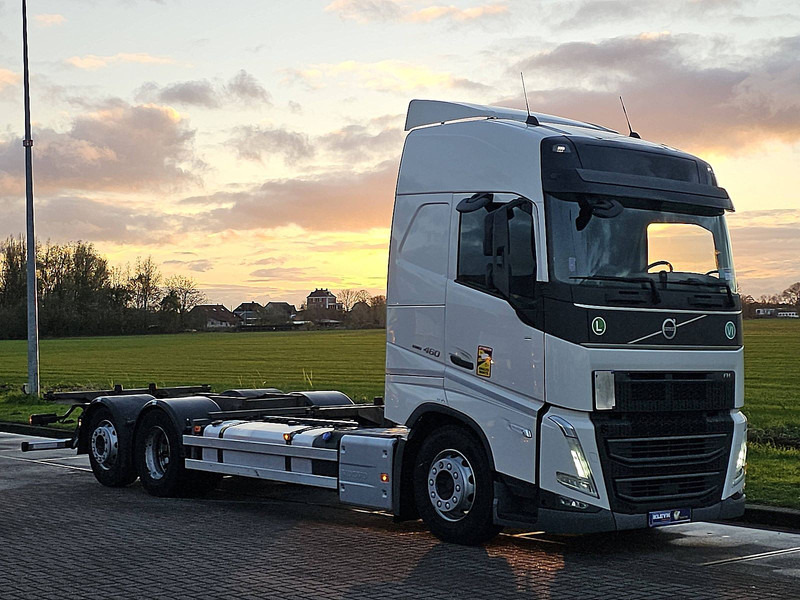 Volvo FH 460 - Camión portacontenedore/ Intercambiable: foto 5 Volvo FH 460 - Camión portacontenedore/ Intercambiable: foto 5