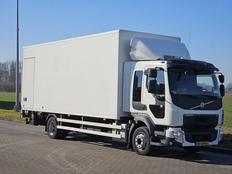 Volvo FL 220.12 - Camión caja cerrada: foto 5 Volvo FL 220.12 - Camión caja cerrada: foto 5