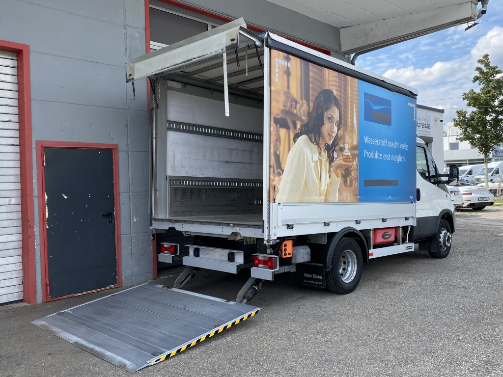 Furgoneta con lona Iveco Daily 65C21 3,6m P+P+LBW Klima Automat. Webasto: foto 6