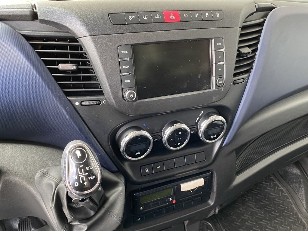 Furgoneta con lona Iveco Daily 65C21 3,6m P+P+LBW Klima Automat. Webasto: foto 14