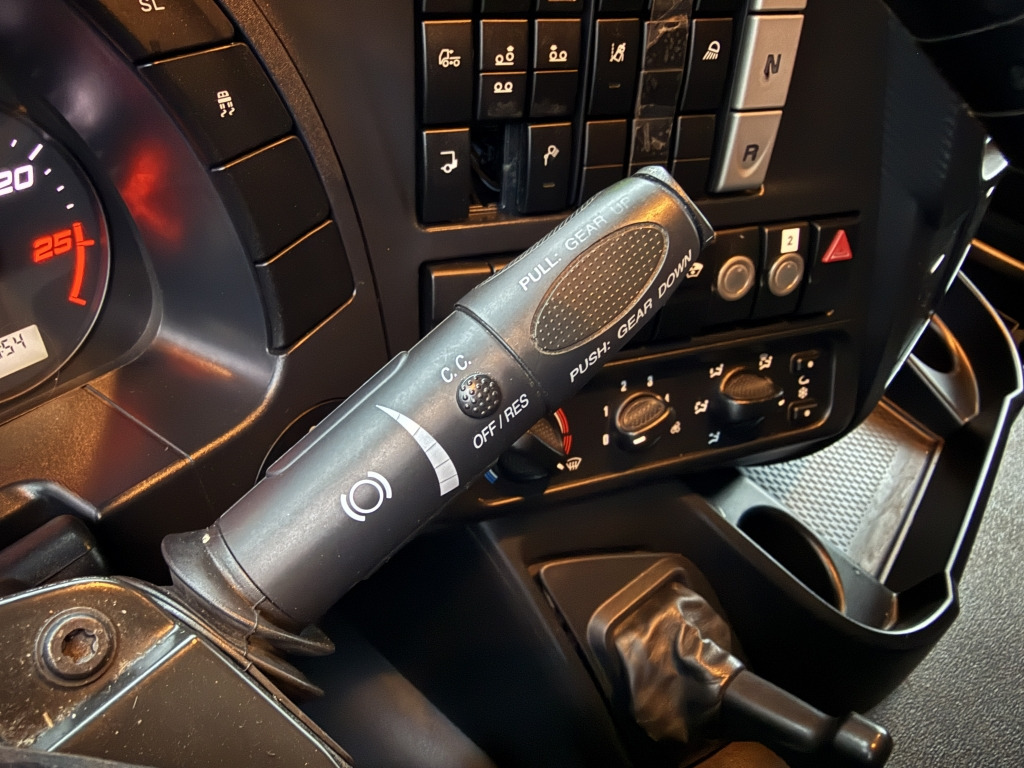 Iveco Stralis AT260S46 Klima Carrier Supra550 Tiefkühl - Camión frigorífico: foto 2 Iveco Stralis AT260S46 Klima Carrier Supra550 Tiefkühl - Camión frigorífico: foto 2