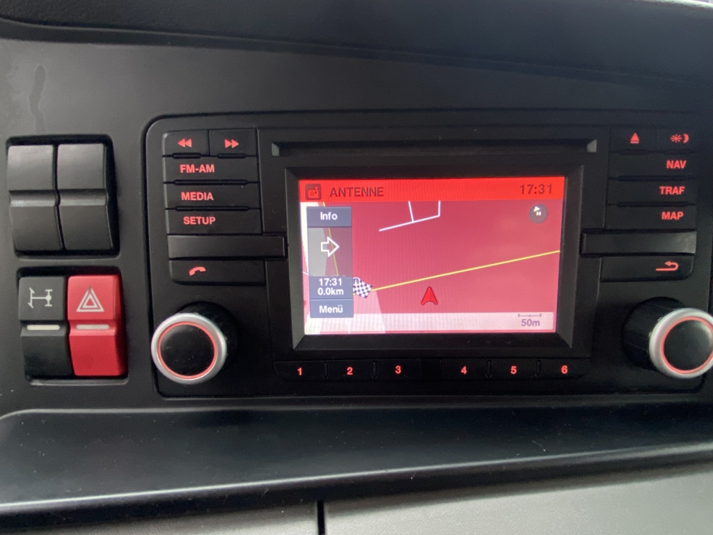 Grua de remolque autos MAN TGL 8.220 Euro6 Klimaaut. NAVI AHK el.Seilwinde: foto 15