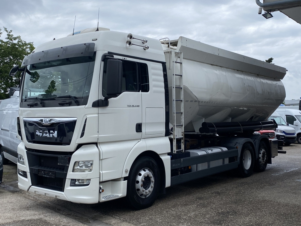 Limpieza de alcantarillado MAN TGX 26.440 E6 KlimaRetarder32m³ Silo Kompressor: foto 8