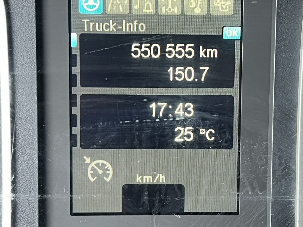 Mercedes-Benz Atego 818 Klima AHK 6,05m Koffer LBW Tempomat - Furgoneta caja cerrada: foto 4 Mercedes-Benz Atego 818 Klima AHK 6,05m Koffer LBW Tempomat - Furgoneta caja cerrada: foto 4