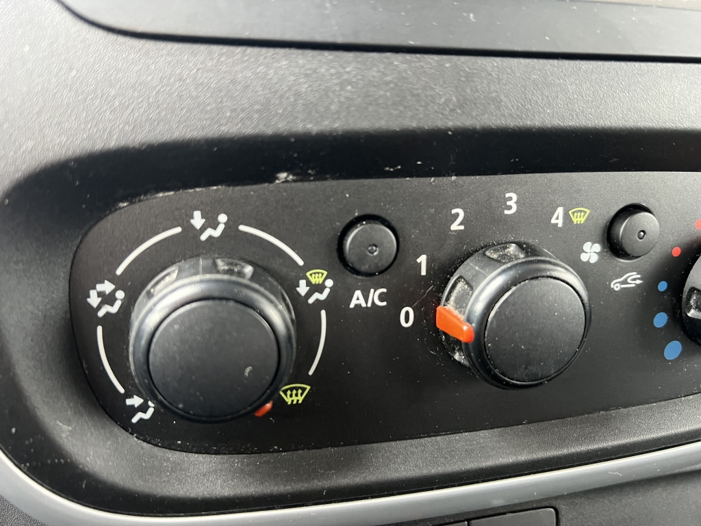 Opel Vivaro 1.6 CDTi L2H1 Klima NAVI Konvekta FK2510 - Furgoneta frigorifica: foto 3 Opel Vivaro 1.6 CDTi L2H1 Klima NAVI Konvekta FK2510 - Furgoneta frigorifica: foto 3