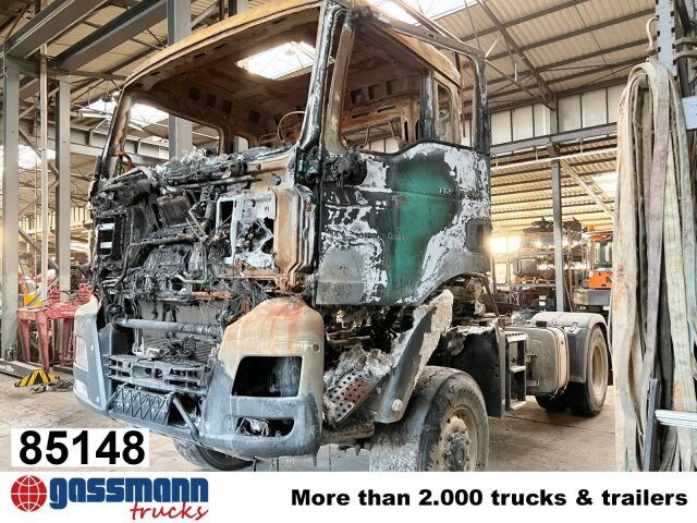 MAN TGS 18.480 4x4 BLS, BRANDSCHADEN - Cabeza tractora: foto 1 MAN TGS 18.480 4x4 BLS, BRANDSCHADEN - Cabeza tractora: foto 1