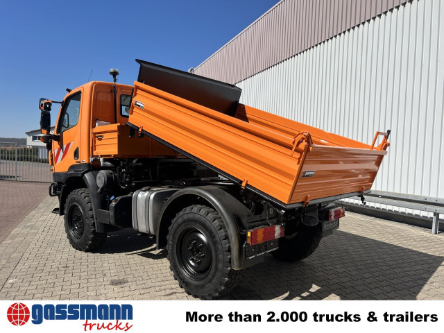 Furgoneta Unimog U 20 U405/70 4x4, Kipper, Winterdienstplatte: foto 11 Furgoneta Unimog U 20 U405/70 4x4, Kipper, Winterdienstplatte: foto 11