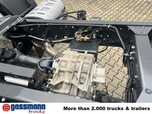Iveco EuroCargo ML150E24 WS 4x4, Euro3 - Camión cisterna: foto 2 Iveco EuroCargo ML150E24 WS 4x4, Euro3 - Camión cisterna: foto 2